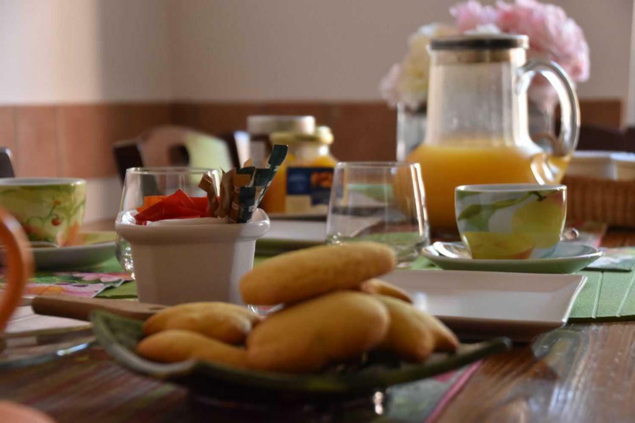 Il Giardino Di Viola Bed & Breakfast Ceglie Messapica Ngoại thất bức ảnh